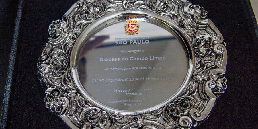 1eca156427374c8abf4738e42b464eef_XL