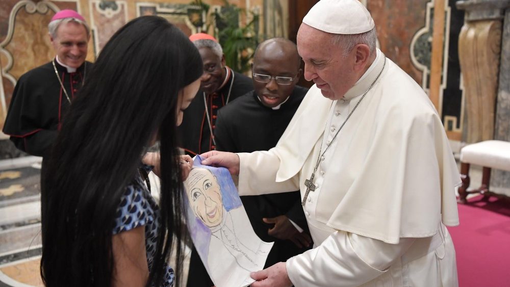 Papa a Aviação Civil