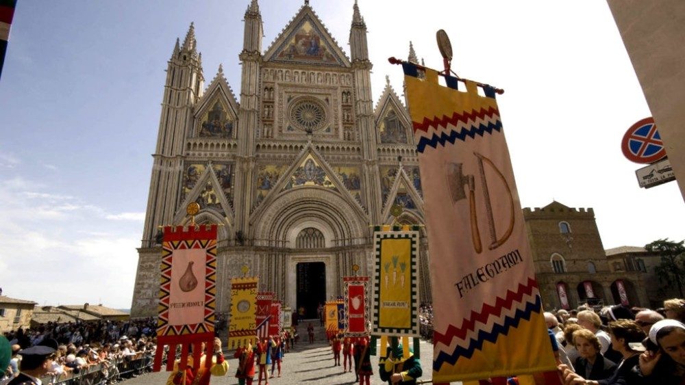 cq5dam.thumbnail.cropped.1000.563