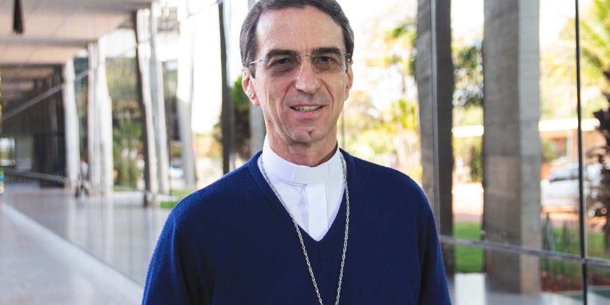 Capa-CNBB-M-1200x762_c