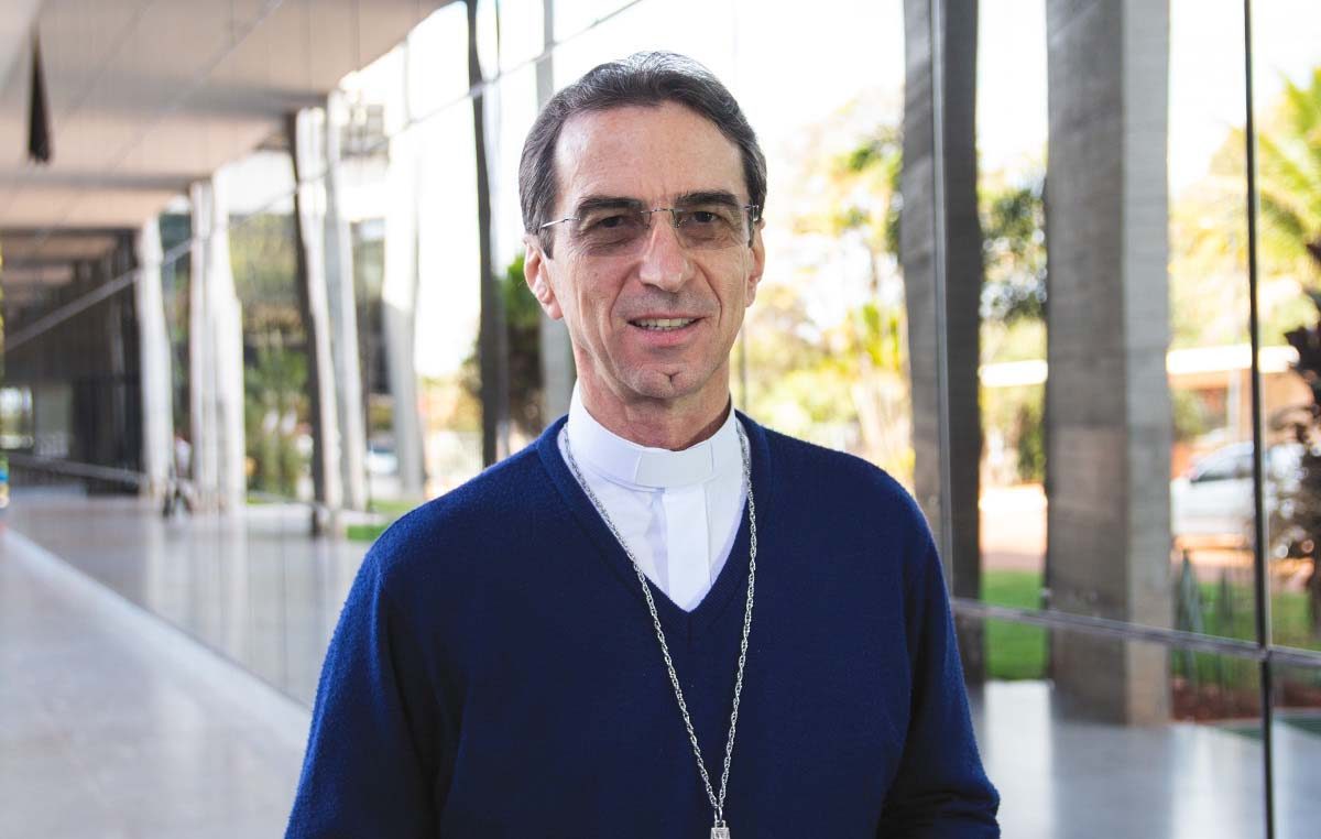 Capa-CNBB-M-1200x762_c