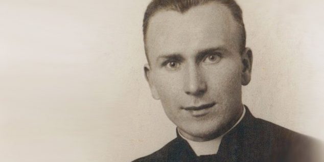 padre-polones-beatificado Fotografia em preto e branco do Padre Jan Macha