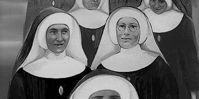 religiosas-polonesas Mulheres religiosas em fileira.