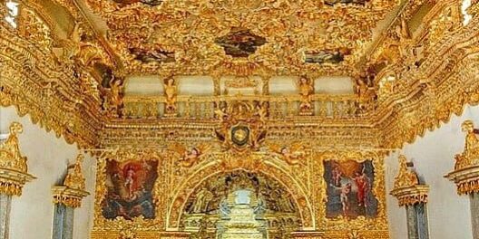 529px-Vista_da_nave_da_Igreja_de_Nossa_Senhora_da_Conceição_dos_Militares_-_Recife-PE Vista da nave da Igreja de Nossa Senhora da Conceição dos Militares