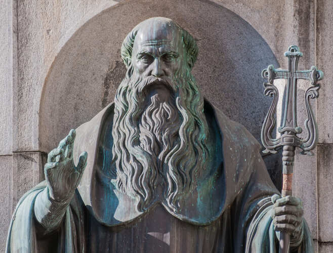 Estatua_en_Monasterio_de_São_Bento_2 Estátua do Mosteiro de São Bento