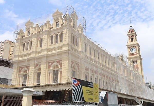Fachada do Museu da Língua Portuguesa