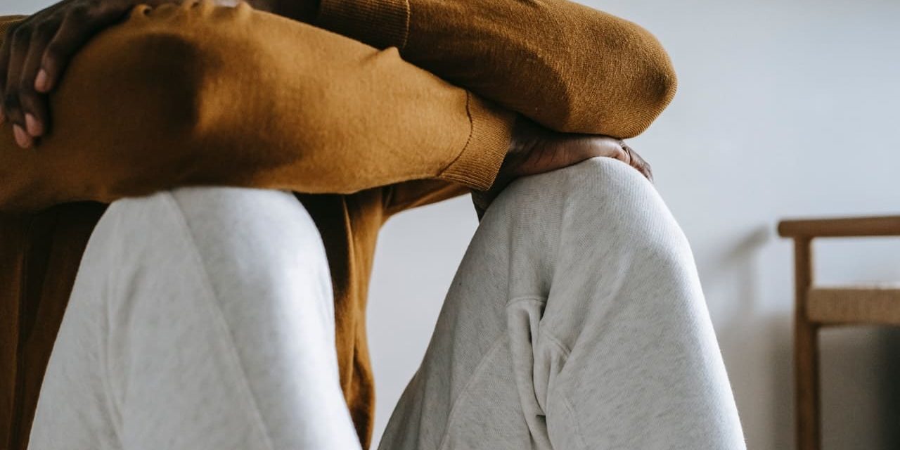 luto (1) Homem triste