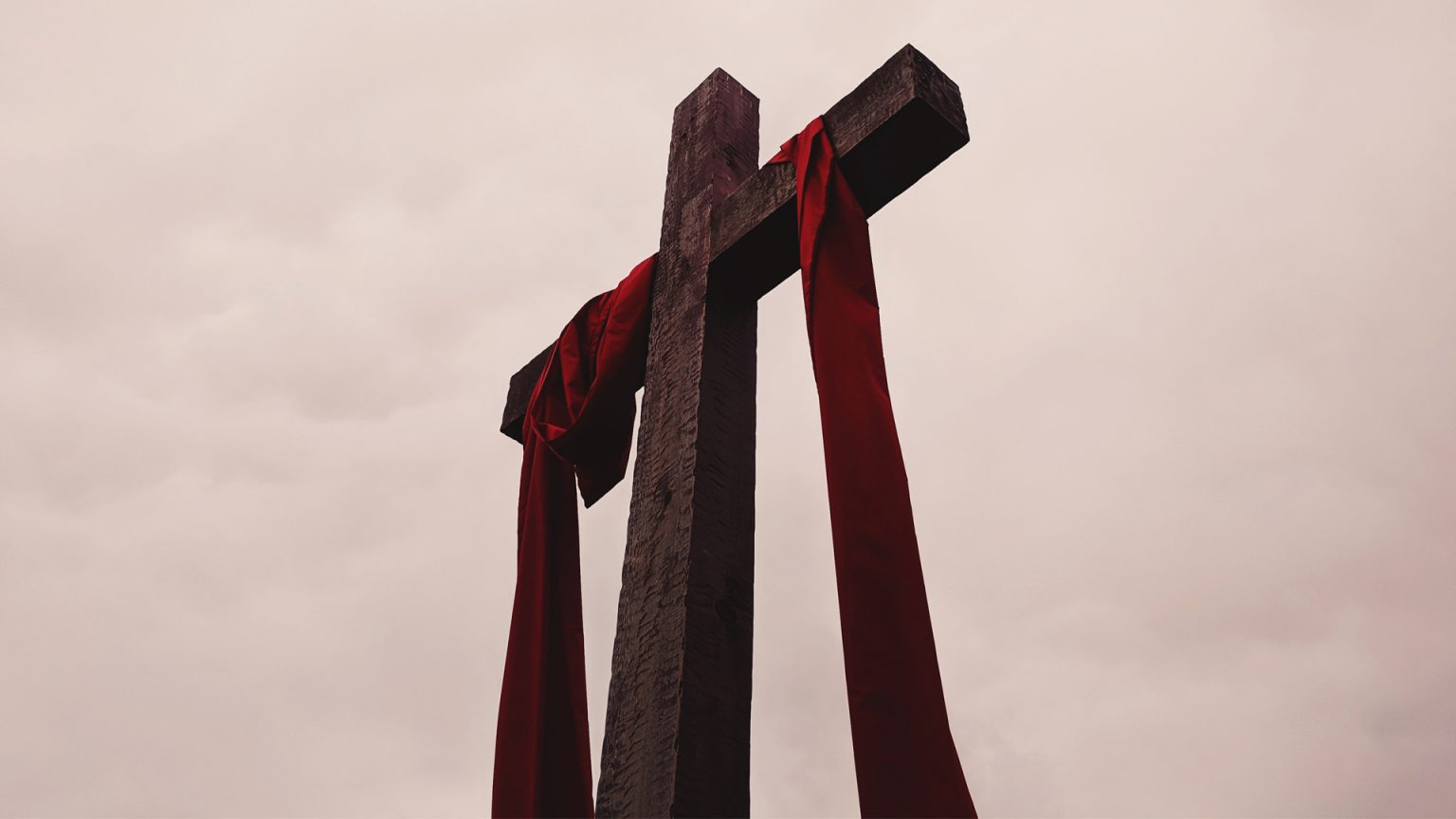 cruz-martirio-novos-martires-Foto-de-Alicia-Quan-na-Unsplash-1536×864