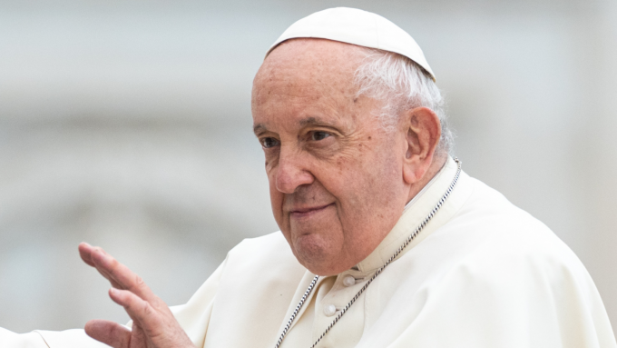 papa-acenando_Fabio-PignataIPASipa-USA-via-Reuters-1536×864