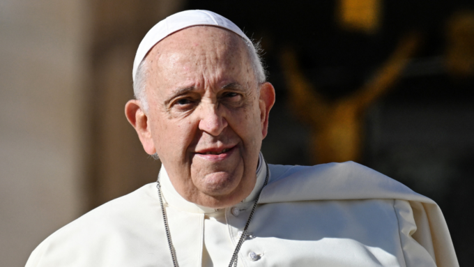papa-francisco_sereno_Vandeville-EricABACA-via-Reuters-1536×864