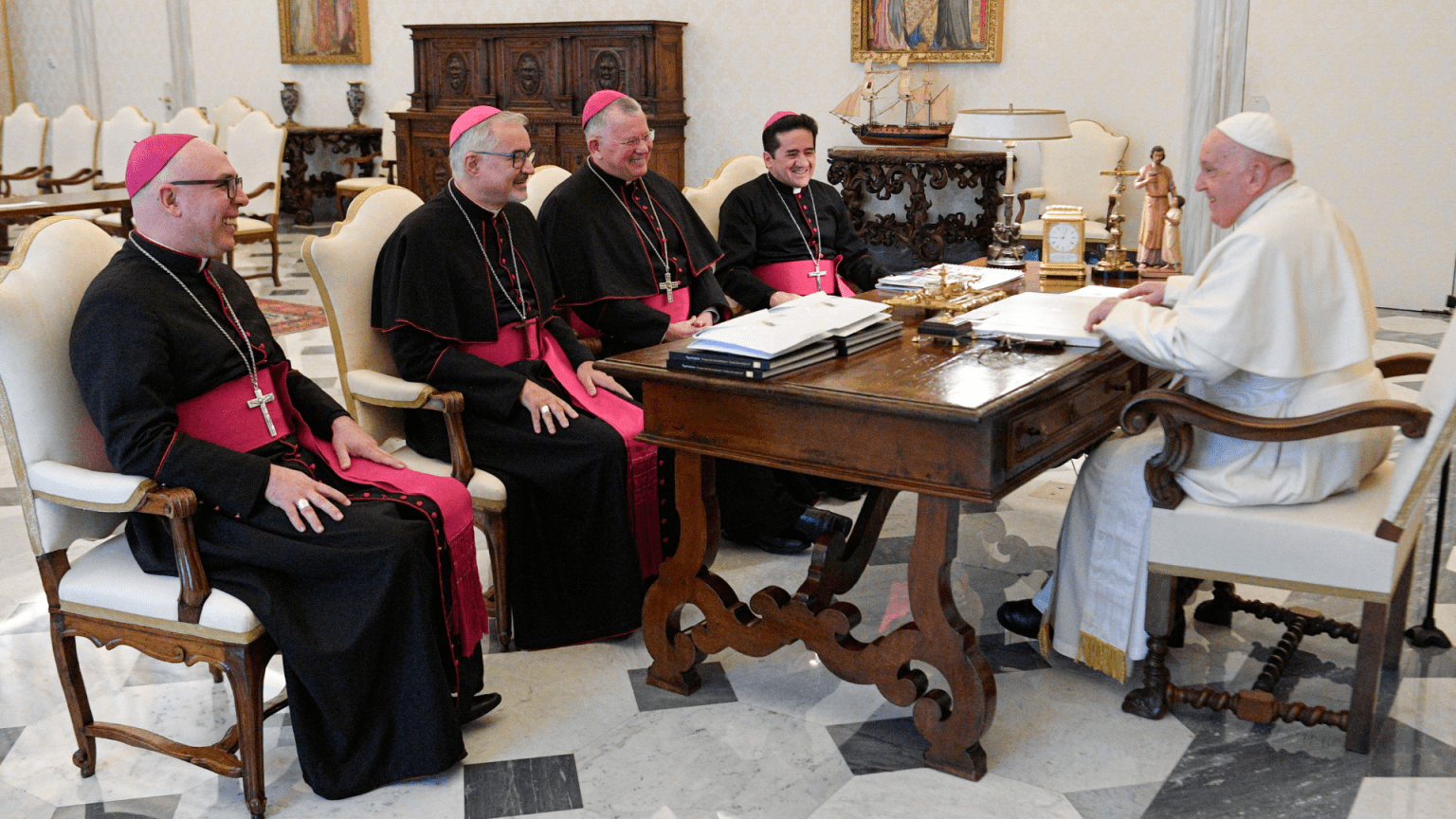 audiencia-presidencia-cnbb-papa-francisco-vaticano-_-foto-Vatican-Media-Catholic-Press-Photo-IPA-via-Reuters-Connect-1536×864
