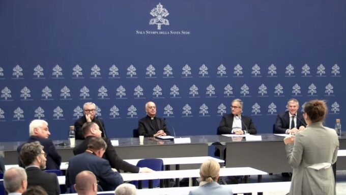 coletiva-vaticano-fotoReproducaoVaticanNews-1536×864 (1)