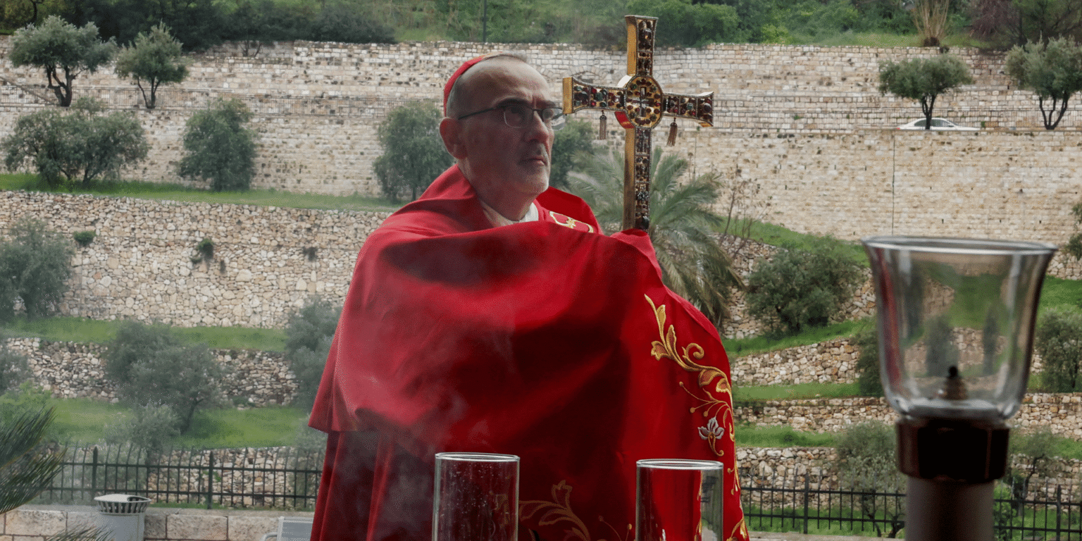 cardeal-pizzaballa-patriarca-latino-jerusalem-oracao-pela-paz-domingo-de-ramos-_-foto-reutersammar-awadpool-1536×864