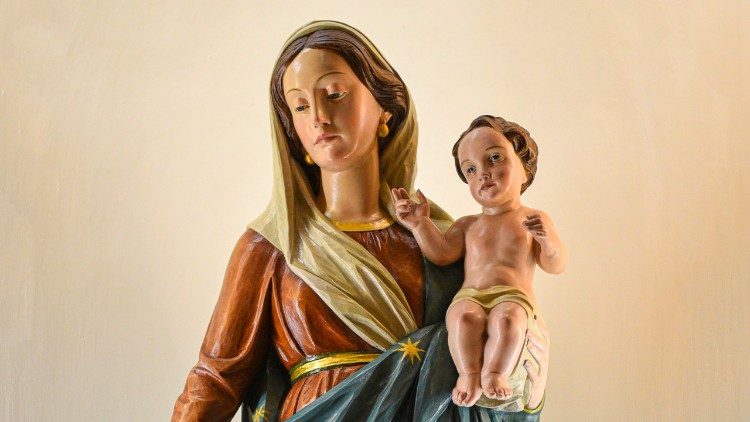 A Virgem Maria, modelo do sim quaresmal