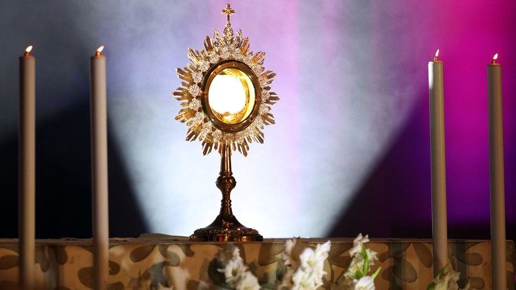 “24 horas para o Senhor”: Igrejas abertas para oração e confissão