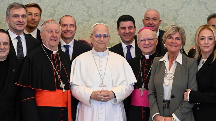 Papa: jovens no trabalho devem ser protagonistas, não apenas engrenagens úteis