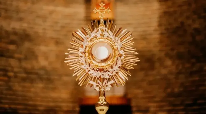 É possível lucrar indulgência plenária na Quinta-feira Santa entoando um canto eucarístico