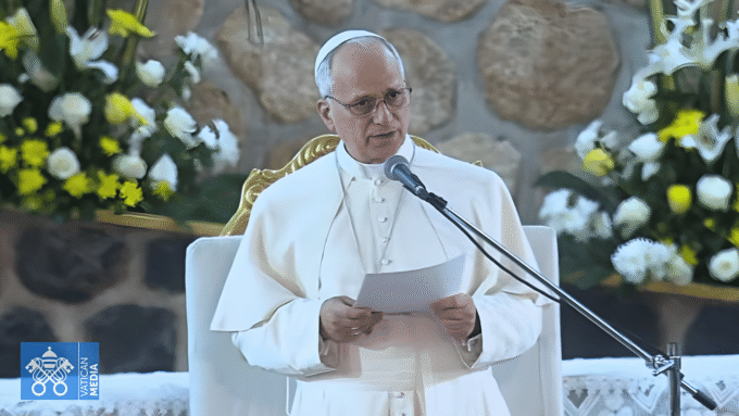 papa-ai-de-quem-submete-o-nome-de-deus-aos-seus-proprios-objetivos-1536×864