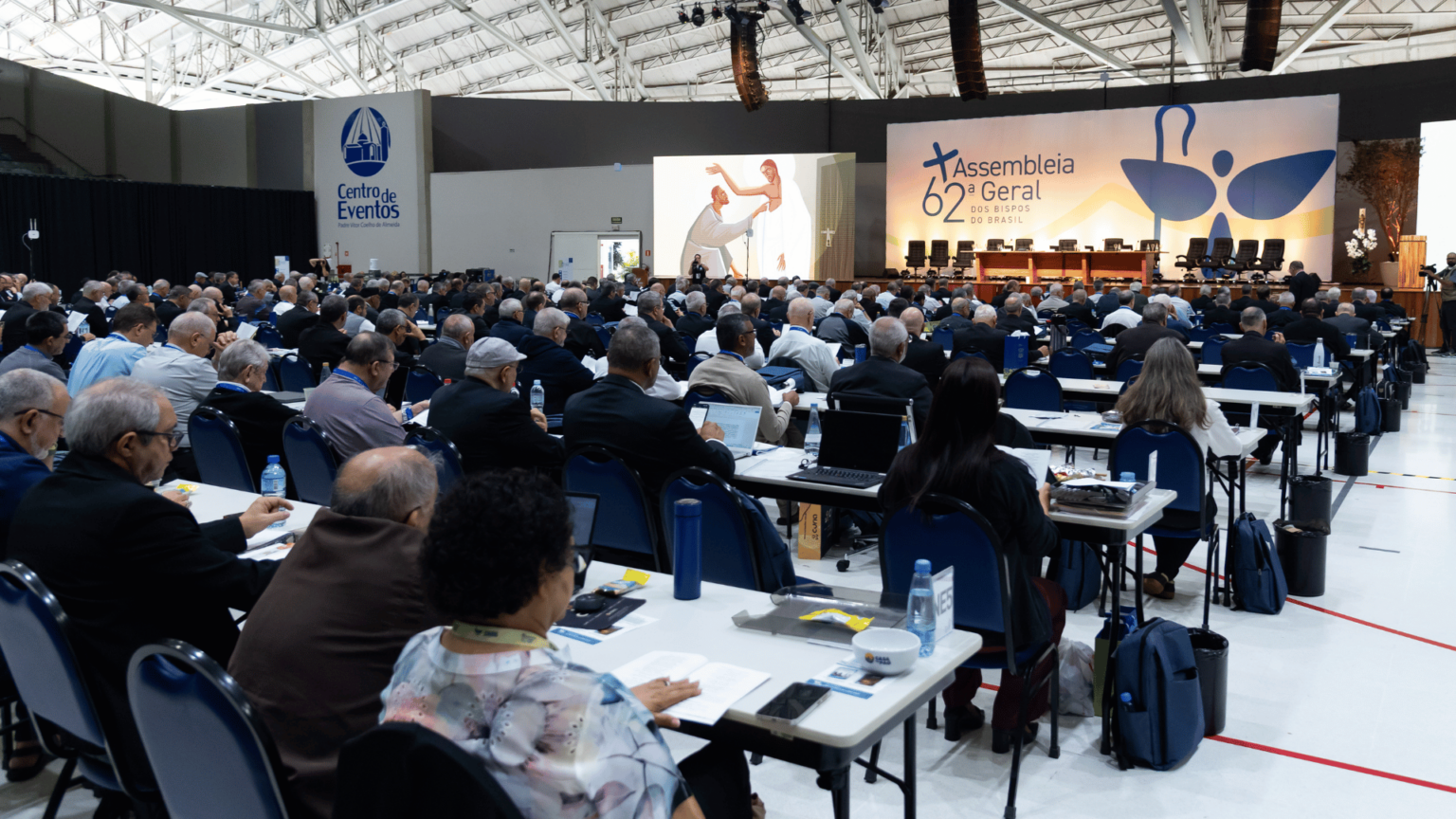 plenaria-62-ag-cnbb-22-abril-2026-_-foto-daniel-xavier-1536×864