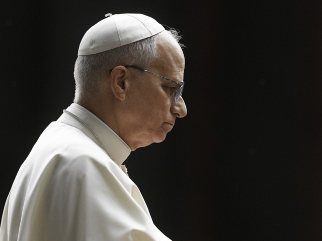 Papa convida fiéis para novo Terço pela Paz neste sábado