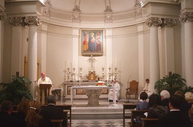 Dicastério para o Culto Divino: leigo não pode fazer homilia, nem em casos excepcionais