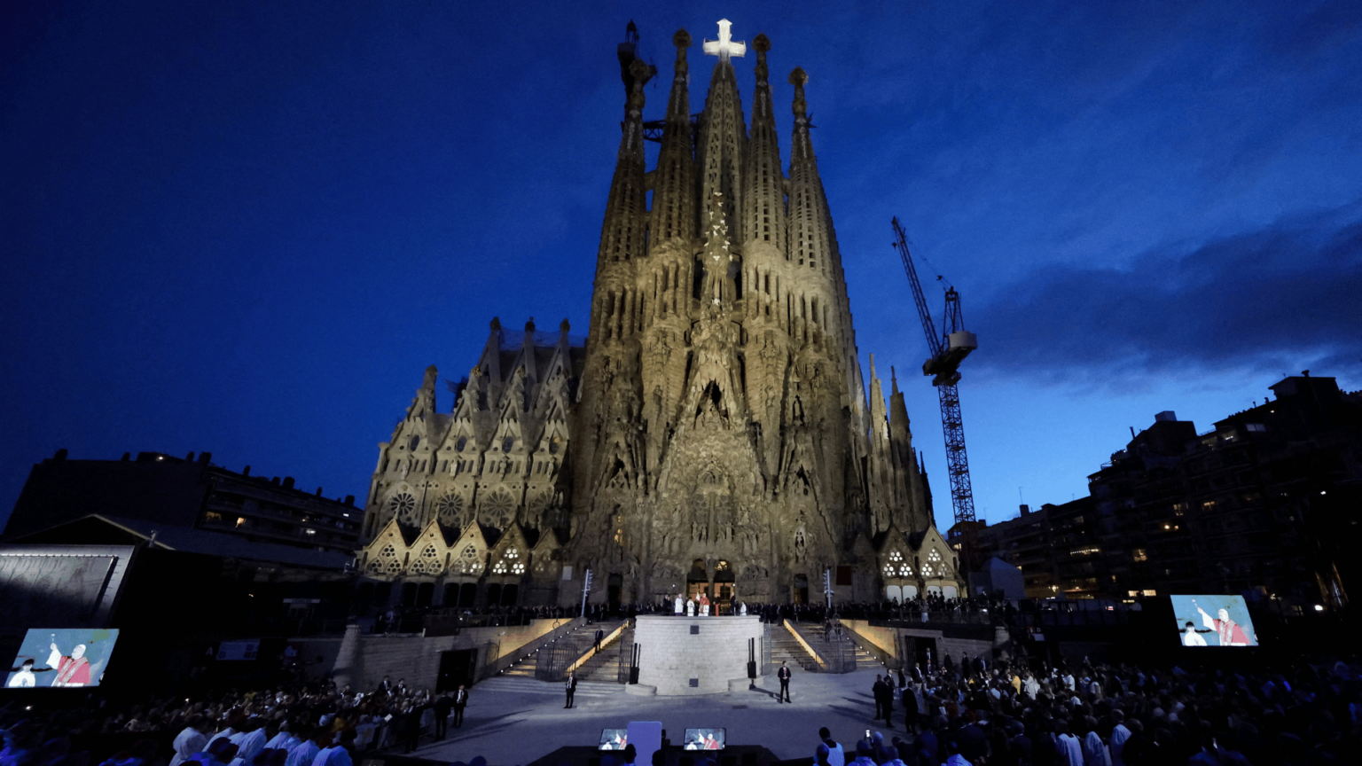 basilica-sagrada-familia-barcelona-reutersnacho-doce-1536×864
