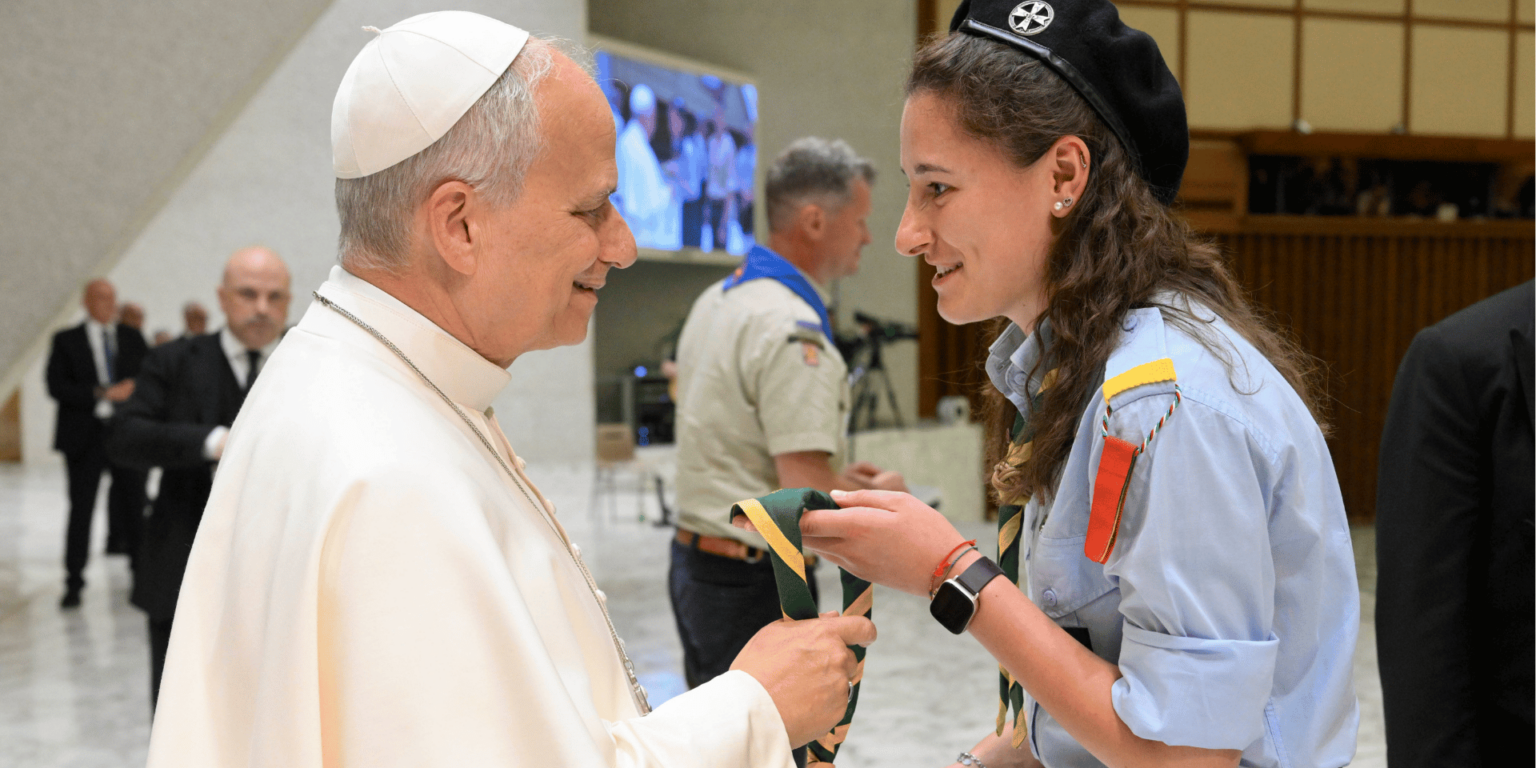 papa-leao-xiv-audiencia-com-escoteiros_imagocatholicpressphoto-via-reuters-1536×864