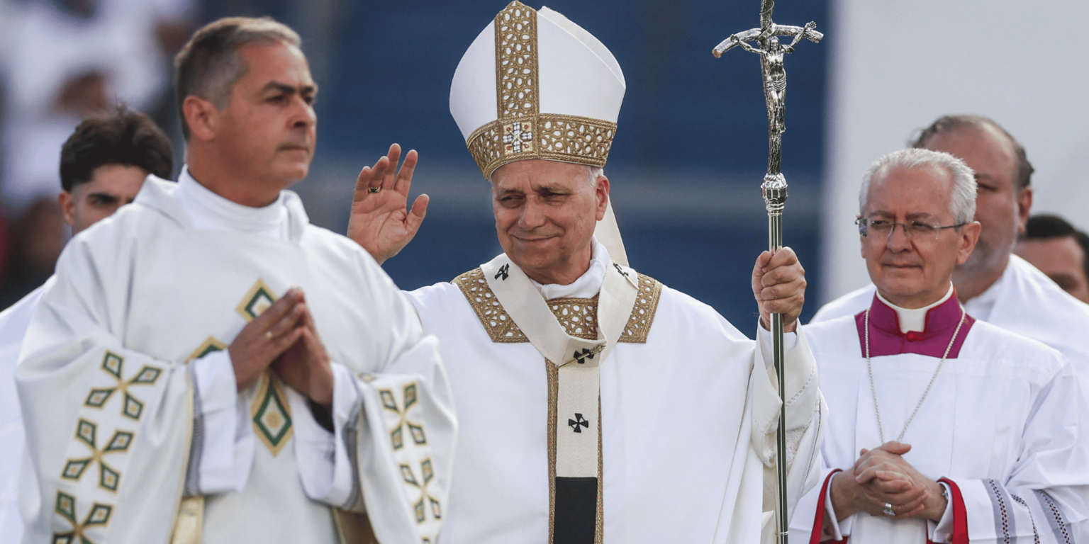 papa-para-saborear-a-alegria-do-amor-e-preciso-viver-a-humildade-1536×864