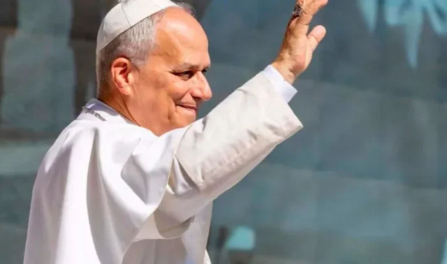 Leão XIV diz a jovens do Peru que a Igreja precisa de ‘sua rebeldia santa’