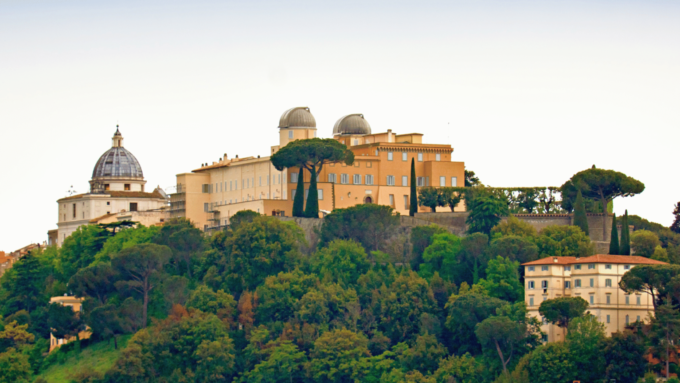 palacio-pontificio-castel-gandolfo-_-foto-h.-raab-via-wikimedia-commons-1536×864
