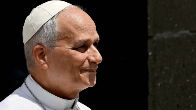 papa-leao-xiv_foto-neutra-agosto_imagocatholicpressphoto-via-reuters-1536×864