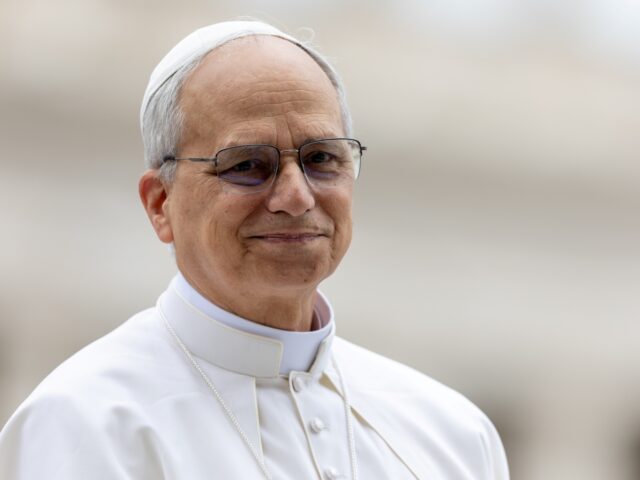 CNBB envia mensagem desejando a recuperação do papa Leão XIV
