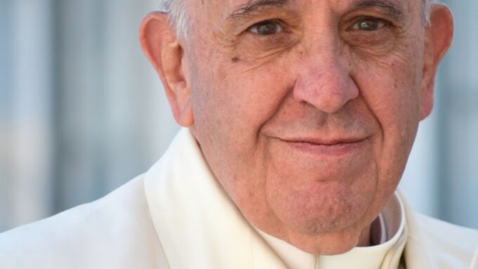 Papa Francisco é visto em audiência geral no Vaticano em 16 de abril de 2014. | Crédito: Daniel Ibáñez/EWTN.
