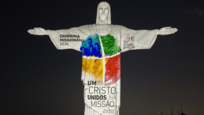 projecao-cristo-redentos-campanha-missionaria-foto-santuario-cristo-redentor-1536×864